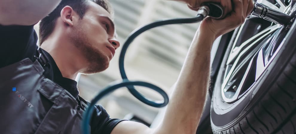 FastFit Tyre express Dubai Karmastji