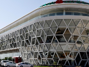 Al Habtoor Motors Service Center Abu Dhabi Workshop