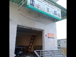 Diplomat Garage
